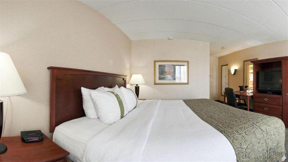 Doubletree By Hilton Sioux Hotel