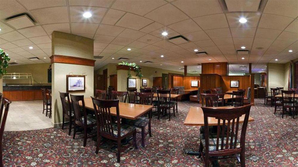 Doubletree By Hilton Sioux Hotel 3*