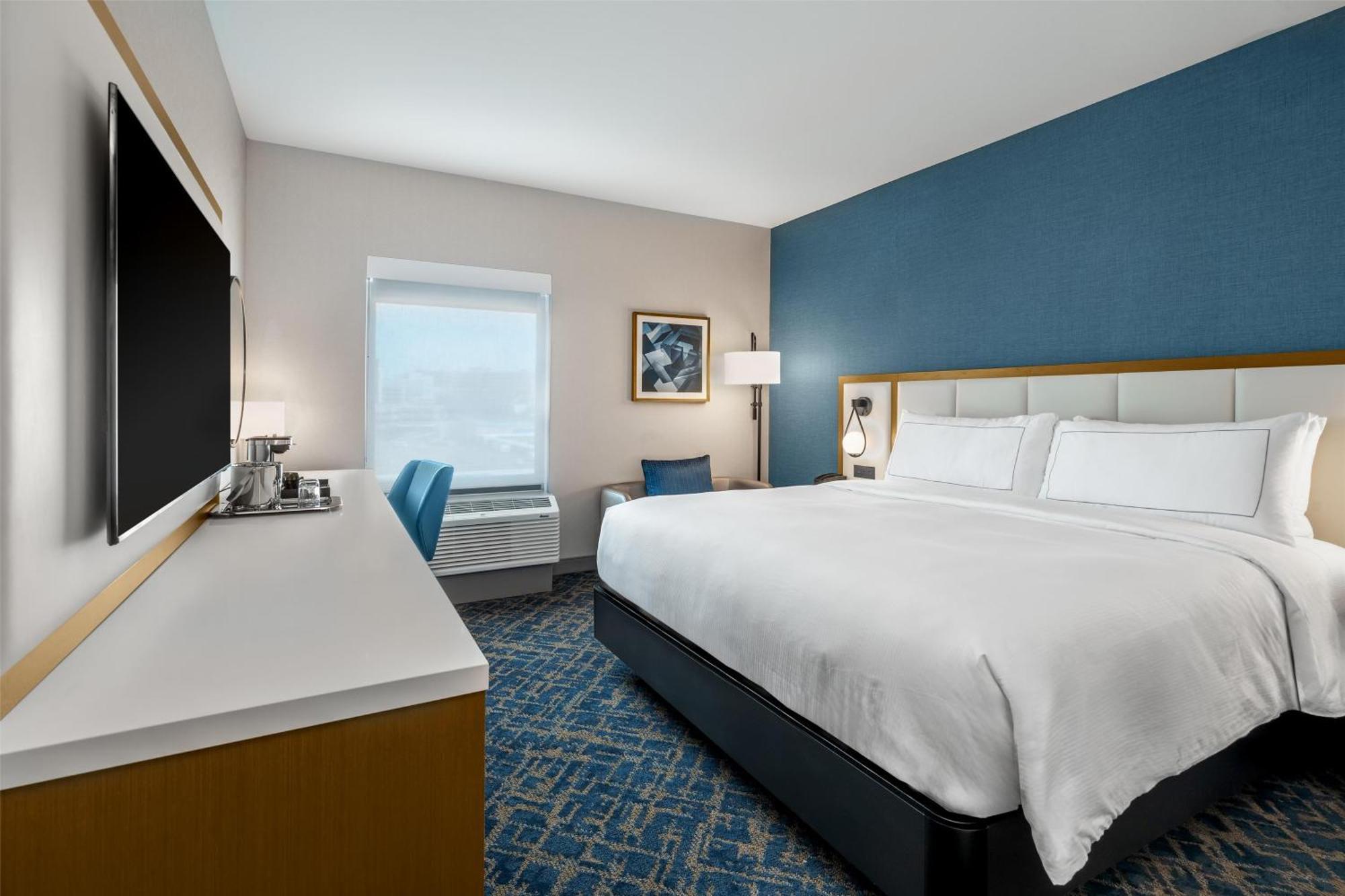 Doubletree By Hilton Sioux Hotel