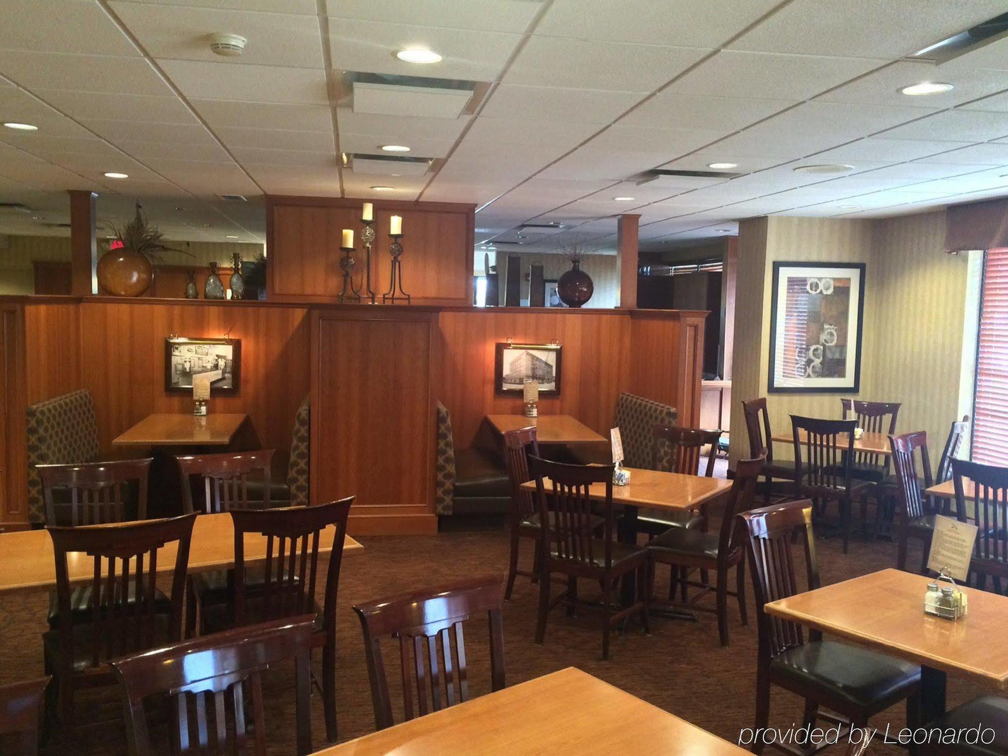 Doubletree By Hilton Sioux Hotel 3*